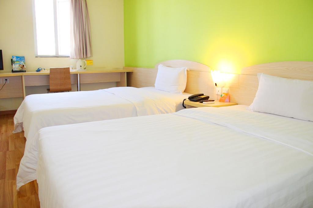 7Days Inn Meizhou Jia De Li Exterior photo